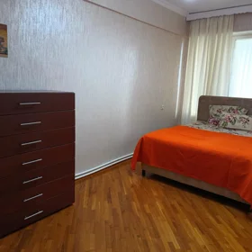 In Baku 1000.0 m² apartment is for rent - Image 4