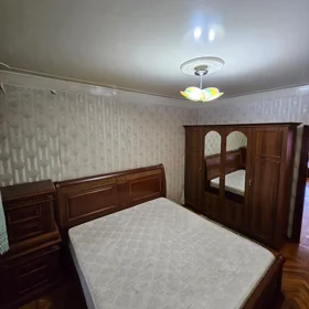 In Baku 80.0 m² apartment is for rent - Image 2