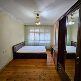 In Baku 80.0 m² apartment is for rent - Image 4