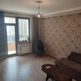 In Baku 67.0 m² apartment is for sale - Image 2