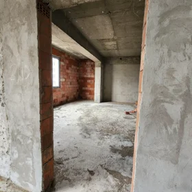 In Baku nan m² apartment is for sale - Image 5