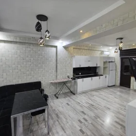 In Baku 190.0 m² apartment is for rent - Image 2