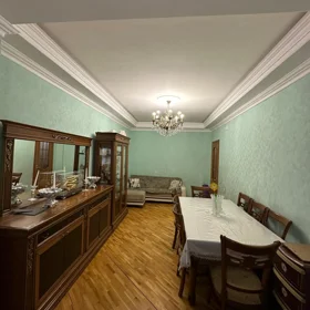 In Baku 92.0 m² apartment is for sale - Image 2