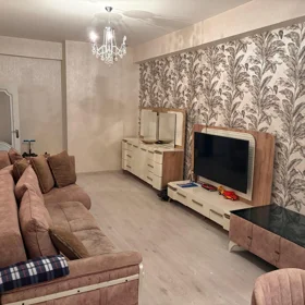 In Baku 70.0 m² apartment is for sale - Image 2