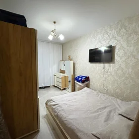 In Baku 70.0 m² apartment is for sale - Image 4