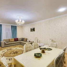 In Baku 160.0 m² house with 5.0 rooms is for sale - Image 4