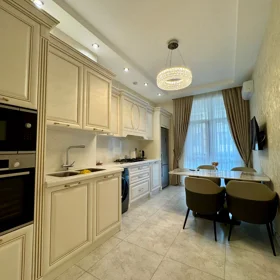 In Baku 138.0 m² apartment is for sale - Image 5