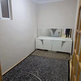 In Baku 70.0 m² apartment is for rent - Image 3