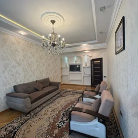 In Baku 110.0 m² apartment is for rent - Image 3