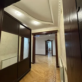 In nan 200.0 m² apartment is for rent - Image 3