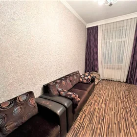 In Baku 90.0 m² apartment is for sale - Image 4