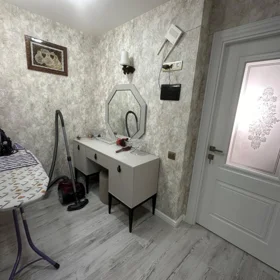 In Baku 60.0 m² apartment is for sale - Image 3