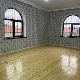 In Baku 200.0 m² apartment is for sale - Image 5