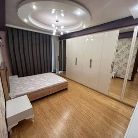 In Baku 85.0 m² apartment is for rent - Image 2