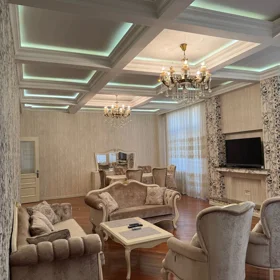 In Baku 180.0 m² apartment is for rent - Image 4