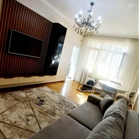 In Baku 70.0 m² apartment is for sale - Image 2