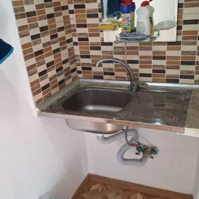 In Baku 100.0 m² commercial is for rent - Image 5