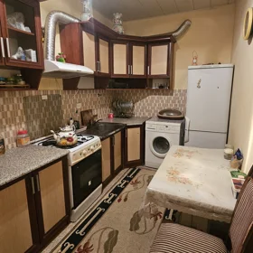 In Baku 65.0 m² apartment is for sale - Image 2