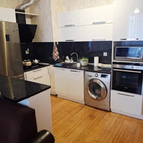 In Baku 77.0 m² apartment is for rent - Image 3