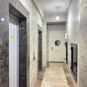 In Baku 100.0 m² apartment is for sale - Image 3