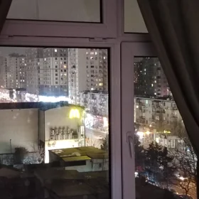 In Baku 70.0 m² apartment is for rent - Image 3