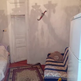 In Baku 45.0 m² house with 2.0 rooms is for rent - Image 3