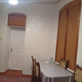 In Baku 45.0 m² house with 2.0 rooms is for rent - Image 5