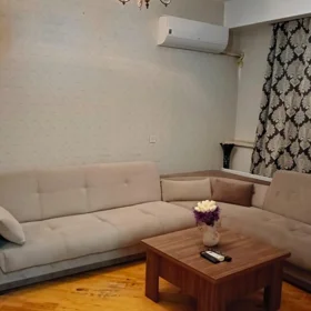 In Baku 100.0 m² apartment is for rent - Image 2