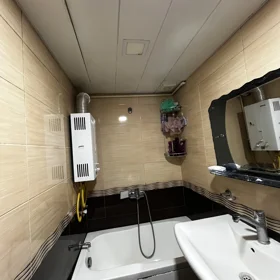 In Baku 64.0 m² apartment is for sale - Image 4