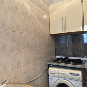 In Baku 260.0 m² house with 4.0 rooms is for rent - Image 3