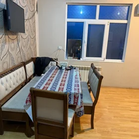 In Baku 80.0 m² apartment is for rent - Image 2