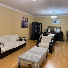 In Baku 80.0 m² apartment is for rent - Image 3