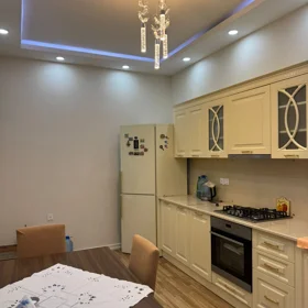 In Baku 90.0 m² apartment is for rent - Image 5