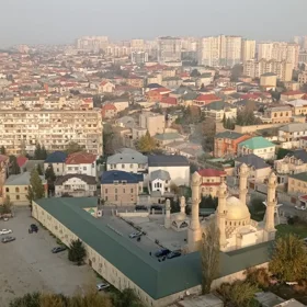 Baku-da 70.0 m2 mənzil satılır