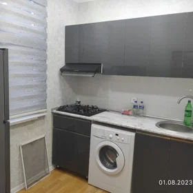 In Baku 70.0 m² apartment is for rent - Image 3