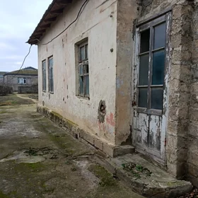 In Baku nan acre land is for sale - Image 2