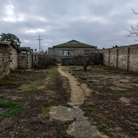 In Baku nan acre land is for sale - Image 5