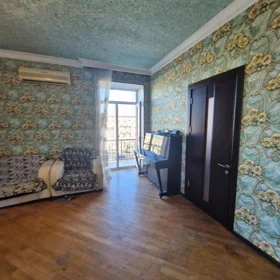 In Baku 74.0 m² apartment is for sale - Image 4