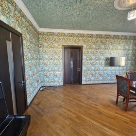 In Baku 74.0 m² apartment is for sale - Image 5