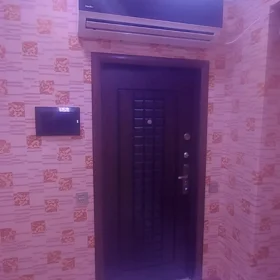 In Sumgayit 100.0 m² apartment is for sale - Image 3