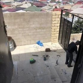 In Baku 65.0 m² house with 2.0 rooms is for sale - Image 3