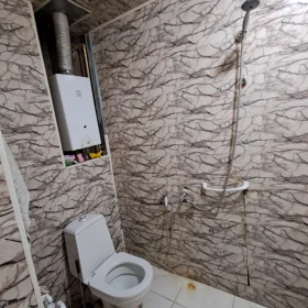 In Baku 52.0 m² house with 2.0 rooms is for sale - Image 5