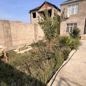 In Baku 220.0 m² house with 6.0 rooms is for sale - Image 4