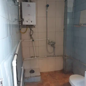 In Baku 65.0 m² house with 3.0 rooms is for rent - Image 3