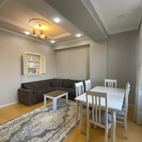 In Baku 70.0 m² apartment is for rent - Image 2