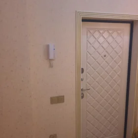 In Baku 75.0 m² apartment is for rent - Image 3