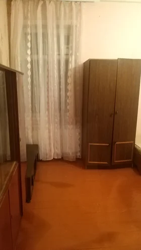 In Baku 80.0 m² apartment is for sale - Image 5