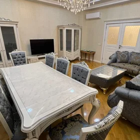 In Baku 154.0 m² apartment is for rent - Image 4