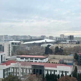 In Baku 136.0 m² apartment is for rent - Image 2