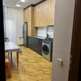 In Baku 80.0 m² apartment is for rent - Image 3